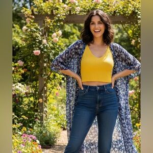 LC Lauren Conrad NWT blue & purple flowers Kimono OS